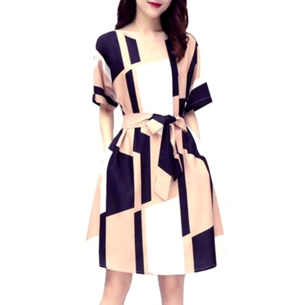 Graphic yellow, white and black dress 2xl